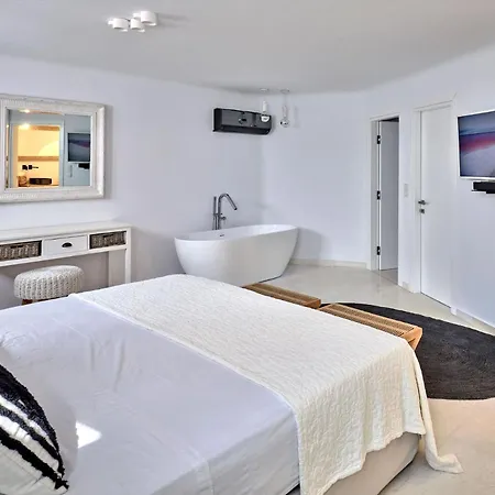 Costa Pounda With Private Pools Villa Agia Irini (Paros)